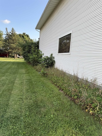 2131 Lancaster Heights, FREEPORT, Illinois 61032, 3 Bedrooms Bedrooms, ,2 BathroomsBathrooms,House,For Sale,Lancaster Heights,202605393