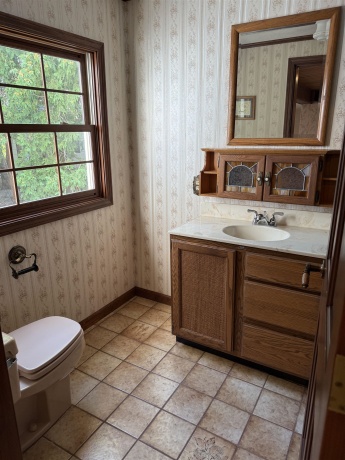 2131 Lancaster Heights, FREEPORT, Illinois 61032, 3 Bedrooms Bedrooms, ,2 BathroomsBathrooms,House,For Sale,Lancaster Heights,202605393