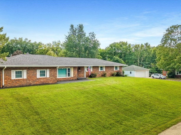 5420 GOLDEN PRAIRIE, ROCKFORD, Illinois 61109, 4 Bedrooms Bedrooms, ,2 BathroomsBathrooms,House,For Sale,GOLDEN PRAIRIE,202605394