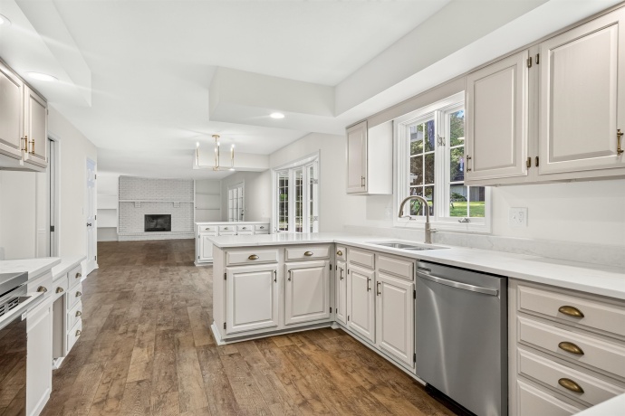 7038 Perrietta, ROCKFORD, Illinois 61107, 4 Bedrooms Bedrooms, ,2 BathroomsBathrooms,House,For Sale,Perrietta,202605395