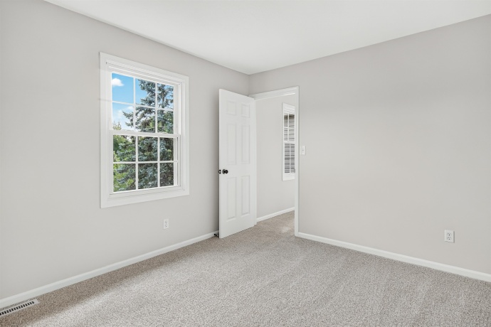7038 Perrietta, ROCKFORD, Illinois 61107, 4 Bedrooms Bedrooms, ,2 BathroomsBathrooms,House,For Sale,Perrietta,202605395