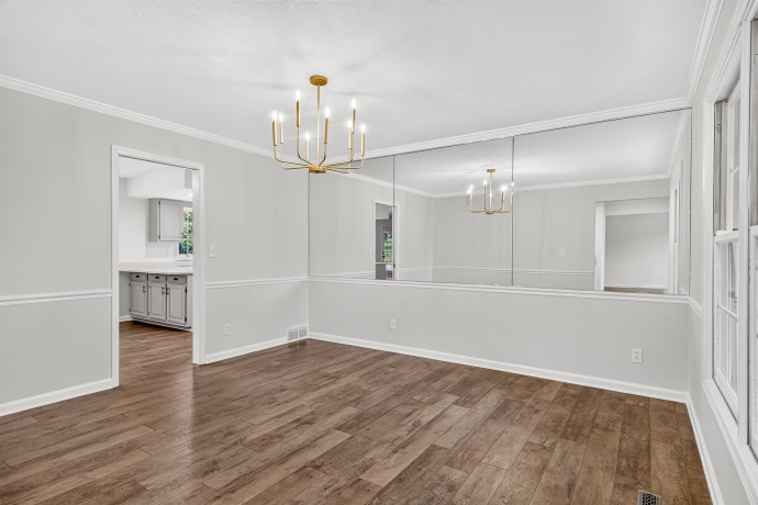 7038 Perrietta, ROCKFORD, Illinois 61107, 4 Bedrooms Bedrooms, ,2 BathroomsBathrooms,House,For Sale,Perrietta,202605395