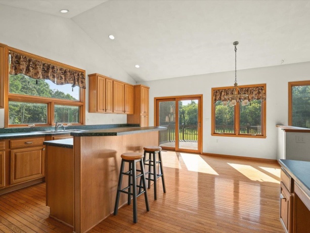 7519 Burr Oak, ROSCOE, Illinois 61073, 5 Bedrooms Bedrooms, ,3 BathroomsBathrooms,House,For Sale,Burr Oak,202605398