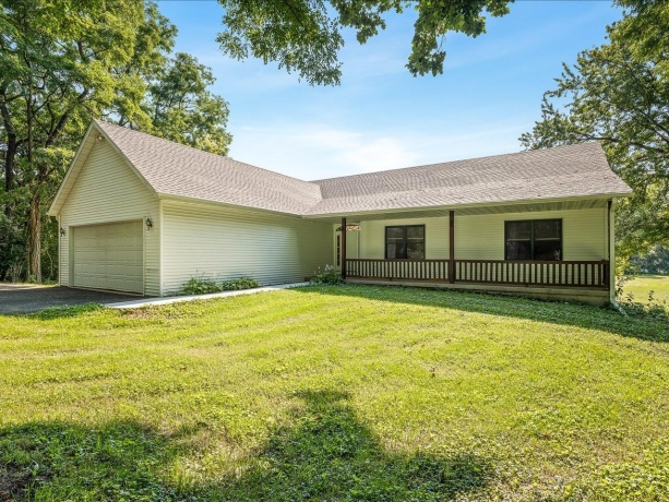 7519 Burr Oak, ROSCOE, Illinois 61073, 5 Bedrooms Bedrooms, ,3 BathroomsBathrooms,House,For Sale,Burr Oak,202605398
