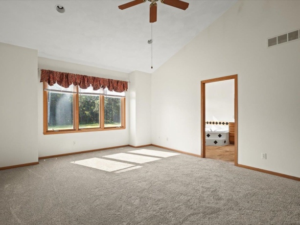 7519 Burr Oak, ROSCOE, Illinois 61073, 5 Bedrooms Bedrooms, ,3 BathroomsBathrooms,House,For Sale,Burr Oak,202605398