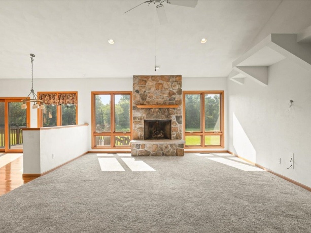 7519 Burr Oak, ROSCOE, Illinois 61073, 5 Bedrooms Bedrooms, ,3 BathroomsBathrooms,House,For Sale,Burr Oak,202605398