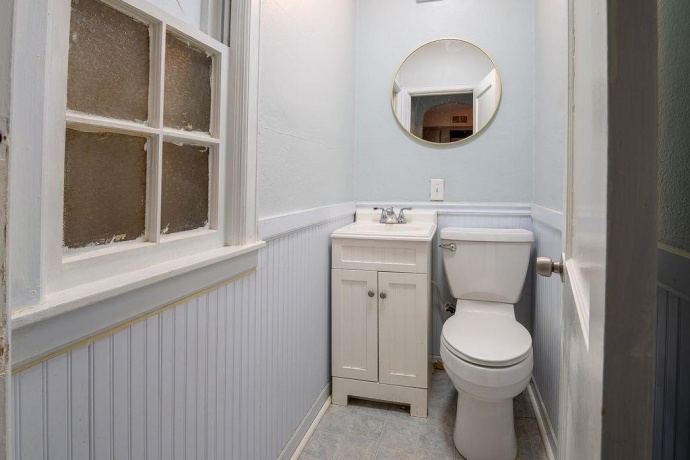 2111 Yonge, ROCKFORD, Illinois 61103, 3 Bedrooms Bedrooms, ,1 BathroomBathrooms,House,For Sale,Yonge,202605399