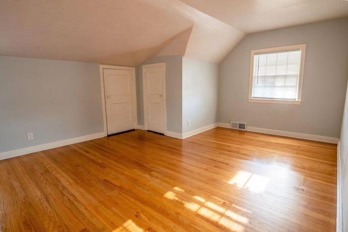 2111 Yonge, ROCKFORD, Illinois 61103, 3 Bedrooms Bedrooms, ,1 BathroomBathrooms,House,For Sale,Yonge,202605399