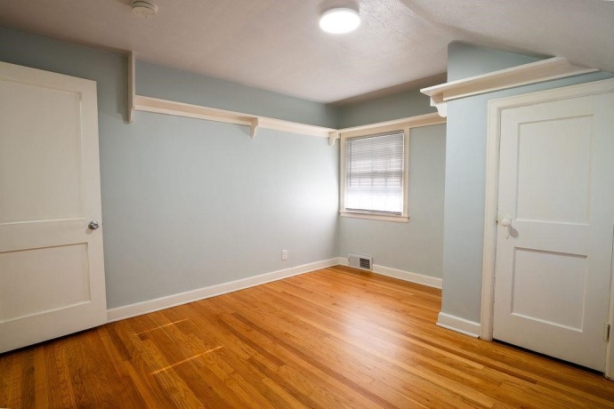 2111 Yonge, ROCKFORD, Illinois 61103, 3 Bedrooms Bedrooms, ,1 BathroomBathrooms,House,For Sale,Yonge,202605399