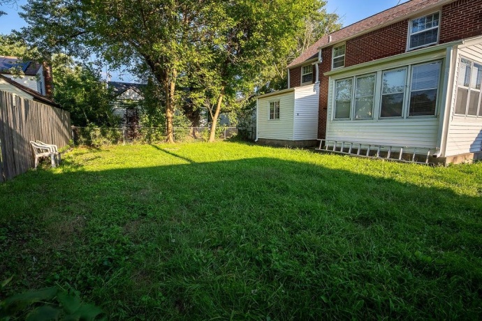 2111 Yonge, ROCKFORD, Illinois 61103, 3 Bedrooms Bedrooms, ,1 BathroomBathrooms,House,For Sale,Yonge,202605399
