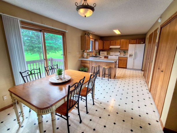 31-66 Wakonda, LAKE CARROLL, Illinois 61046, 2 Bedrooms Bedrooms, ,3 BathroomsBathrooms,House,For Sale,Wakonda,202605405