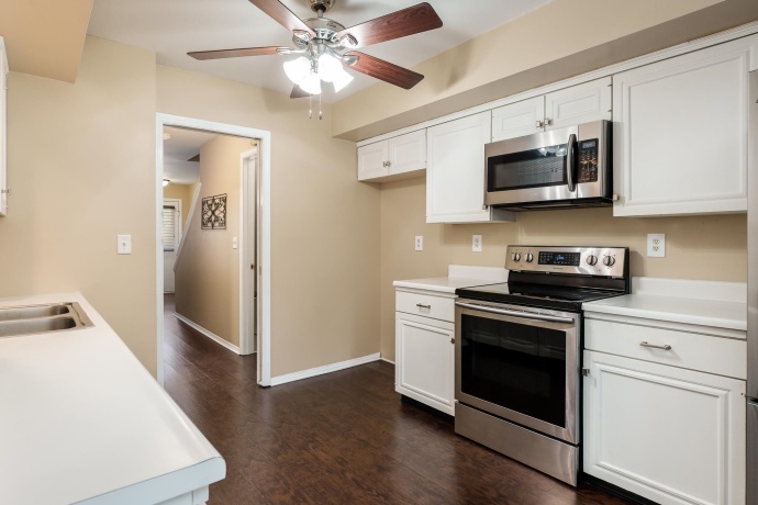 4621 High Point, ROCKFORD, Illinois 61114, 2 Bedrooms Bedrooms, ,2 BathroomsBathrooms,Condominium,For Sale,High Point,202605406
