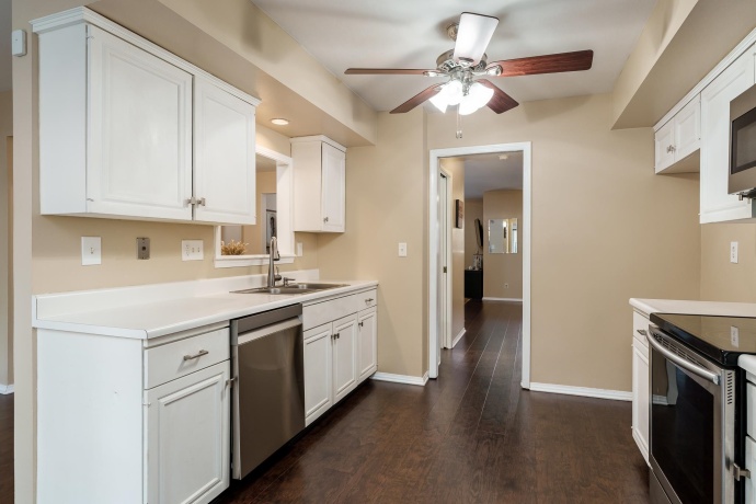 4621 High Point, ROCKFORD, Illinois 61114, 2 Bedrooms Bedrooms, ,2 BathroomsBathrooms,Condominium,For Sale,High Point,202605406