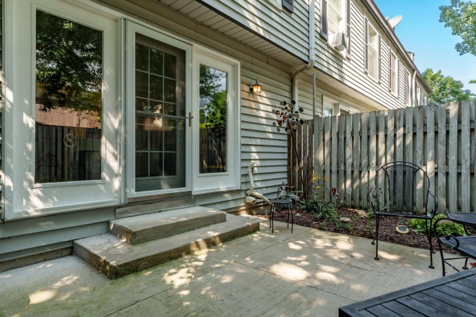 4621 High Point, ROCKFORD, Illinois 61114, 2 Bedrooms Bedrooms, ,2 BathroomsBathrooms,Condominium,For Sale,High Point,202605406