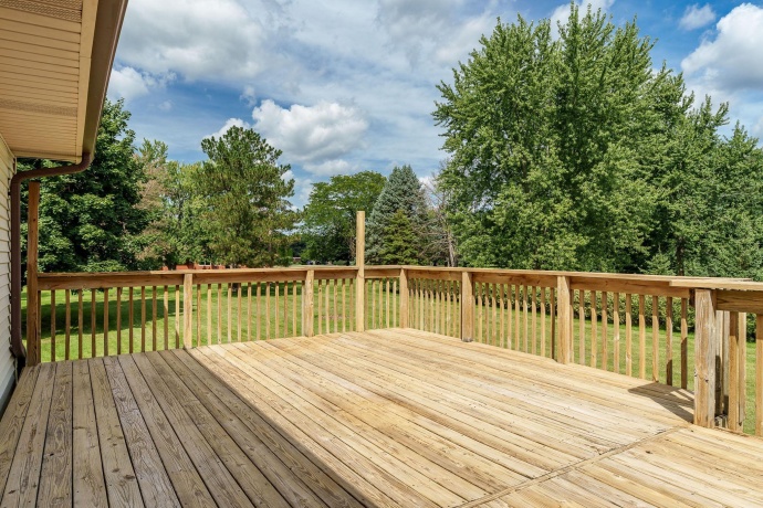 2379 Circle, BELVIDERE, Illinois 61008, 4 Bedroom Bedrooms, ,2 BathroomBathrooms,House,For Sale,Circle,202605407