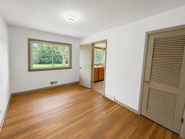 3327 Thelma, ROCKFORD, Illinois 61108, 3 Bedroom Bedrooms, ,1 BathroomBathrooms,House,For Sale,Thelma,202605396