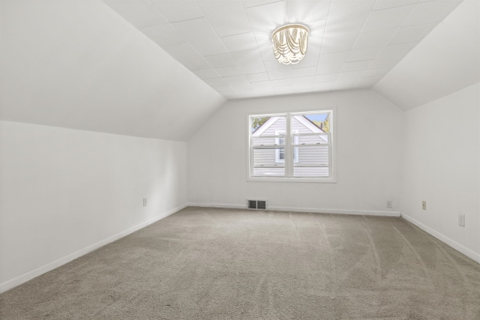 211 River Park, LOVES PARK, Illinois 61111, 3 Bedroom Bedrooms, ,2 BathroomBathrooms,House,For Sale,River Park,202605411